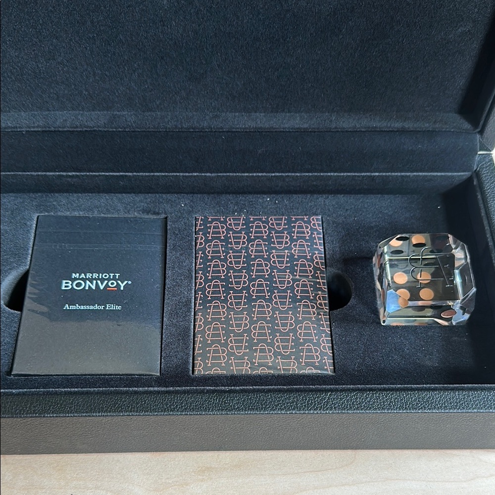 Marriot ambassador elite Bonvoy playing card set